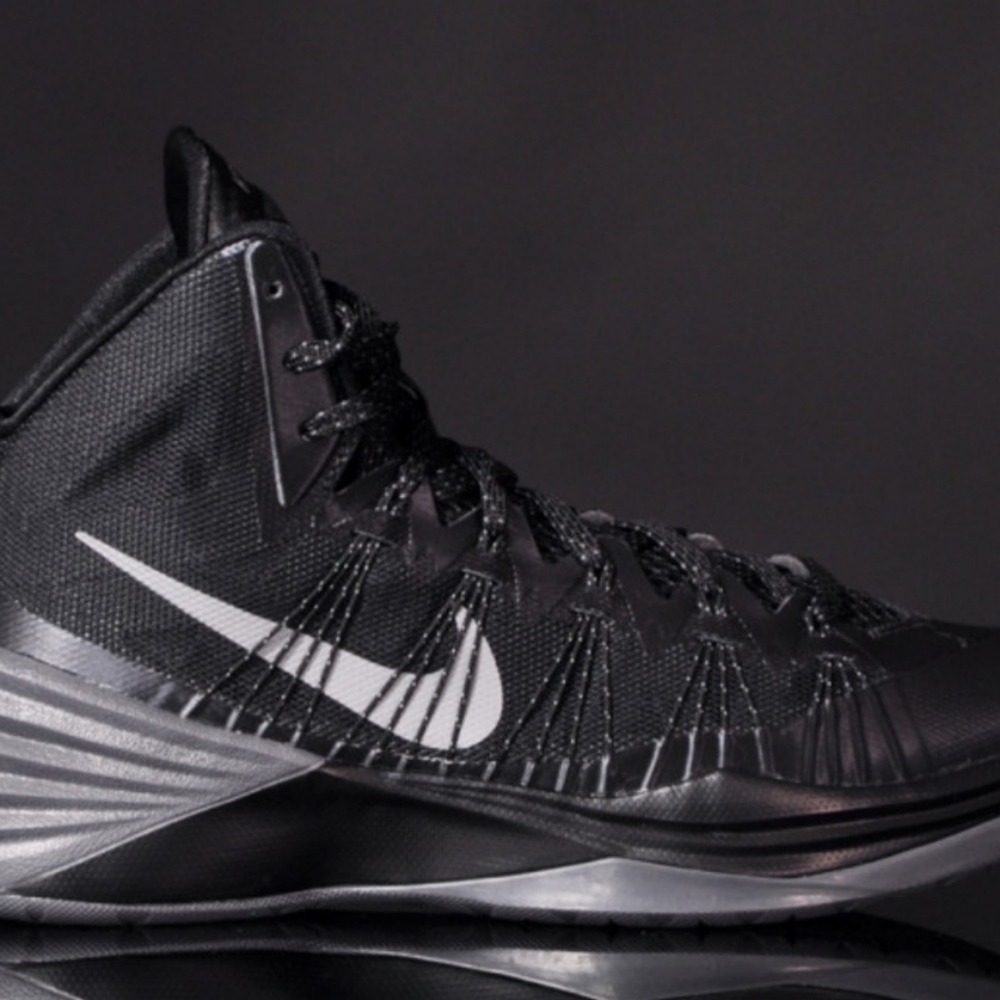 Nike Hyperdunk sneakers size 13